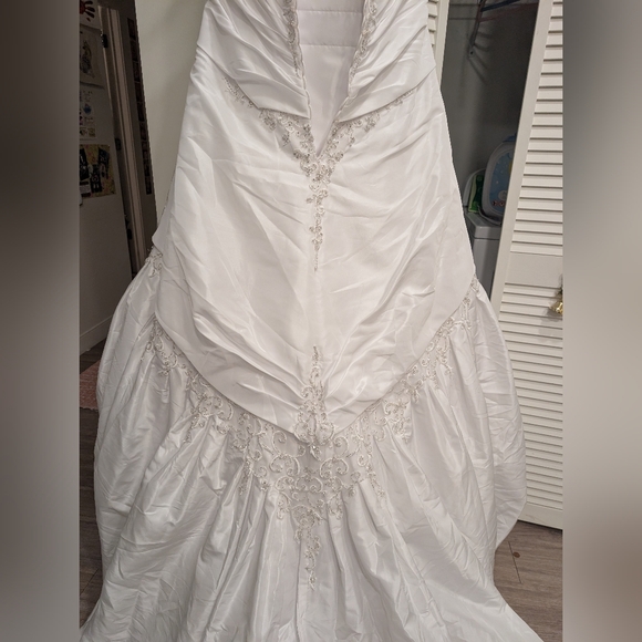 Sophia Tolli A Line Sweetheart White Strapless Wedding Dress Size 20 - Picture 10 of 14
